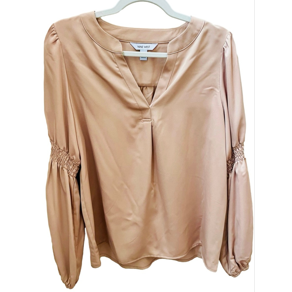 Nine West Satin Blouse Blush Pink V-Neck Smocked Sleeve Work Top Size M NWT